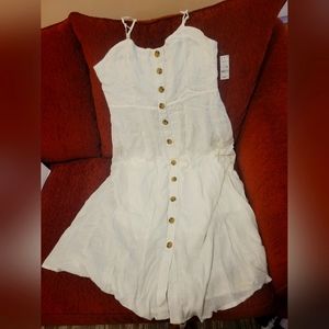 White dress with lining